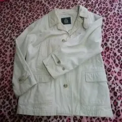 コムサデモードのハーフコート