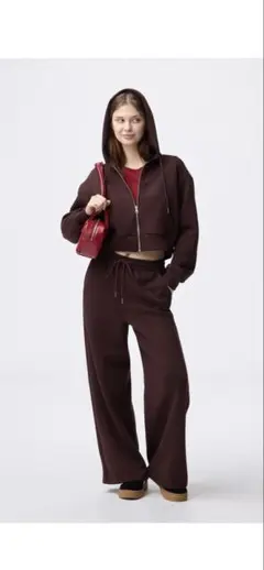 GU パフスウェットワイドバギーパンツ（標準丈）Mサイズ　ブラウン