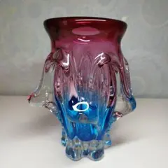 ビンテージ　ガラス フラワーベース　ファンタジー