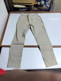 スクロール ストレッチスリムパンツ Lサイズ 新品 ★セ1491のサムネイル