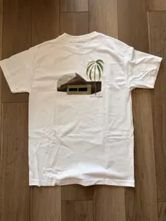 MASSIVE ホワイト Tシャツのサムネイル