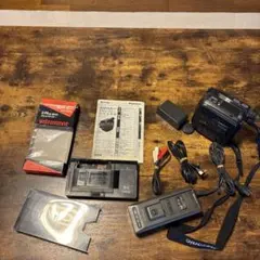 Panasonic NV-S1 ビデオカメラ VHS-C対応 Yahoo!オークション - Panasonic NV-S1 S-VHS-C ビデオカメラ 送料520