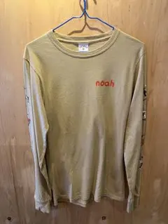 NOAH ベージュ ロングTシャツのサムネイル