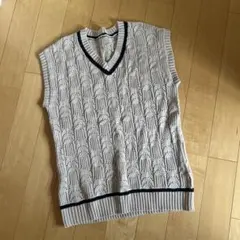 ニットベスト　アンドサーチ　ベージュM