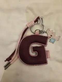POP　MART　ラブブ　イニシャルストラップ　G