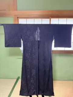 単　小紋 濃紺色 地紋 花柄のサムネイル