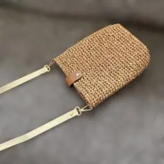 サコッシュ　スマホショルダー　ハンドメイド　かぎ針編み