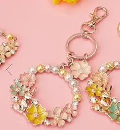 【即購入可、新品タグ付き】アクシーズファム ラビット×フラワーチャーム ピンクのサムネイル