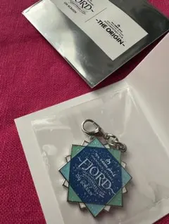 新品ミセスグリーンアップル映画　チャームキーホルダー　フィヨルド　ラメ②