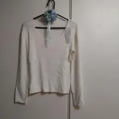 ホワイト リブ編み 長袖ニット 新品未使用タグ付き