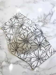 夏用　フルカバー　立体　インナーマスク　レース　マーガレット　刺繍　花柄　大人用