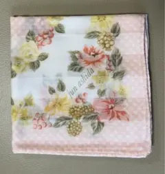 【新品・jun ashida ハンカチ大判】優しい花々‼︎ 上品なハンカチ‼︎