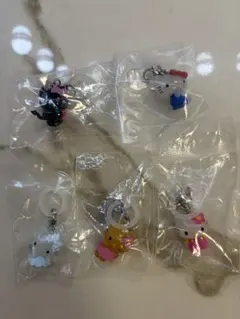 ハローキティ めじるしアクセサリー　5点