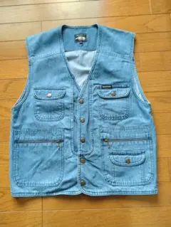 Item thumbnail for item a6f84c13-3572-48ce-80e1-768c494e88e2