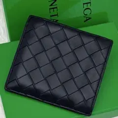 美品⭐️ボッテガ BOTTEGA VENETA イントレ L字ファスナー財布 黒のサムネイル