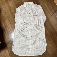 サテンシャツドレス　キャット柄