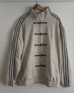 adidasアディダス中国のトラックジャケット SNSで超話題！中国adidas限定『チャイナトラックトップ』【BUYMA】