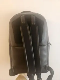 COLE HAAN ブラックレザーリュック