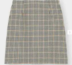 ジーユー　チェックミニスカート　ミニ丈チェックスカート千鳥格子柄