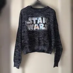 【H&M】スターウォーズ ホログラムロゴ ショート丈ニット 黒 Sのサムネイル