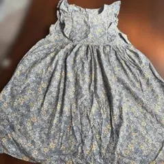 BeBe Petits Pois Vert 花柄ワンピース　150