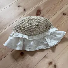 프릴이 달린 코노코 밀짚 모자