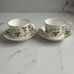 ワイルドストロベリー　 カップ・ソーサー2個セット