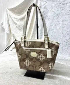 COACH コーチ トートバッグ ショルダー シグネチャー PVC ベージュ