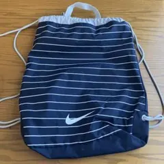 Nike ストライプ ドローストリングバッグ