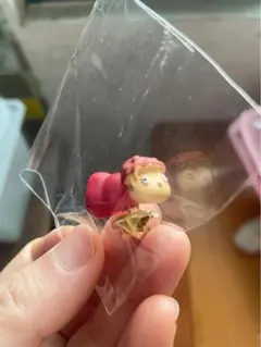 ジブリがいっぱいピンズ崖の上のポニョポニョ ブローチ ミニサイズ 2cm 珍しい