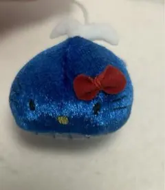 SANRIO 2002年ハローキティ 森永 おっとっと マスコット　くじら
