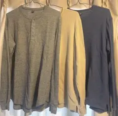 ユニクロ ワッフル生地 長袖Tシャツのサムネイル