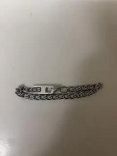 ディーゼルシルバー チェーンブレスレット