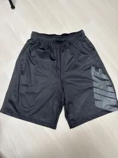 NIKE DRI-FIT メンズ ブラックショートパンツ L