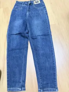 ABOUTOUR COMPANY デニムパンツ ブルー