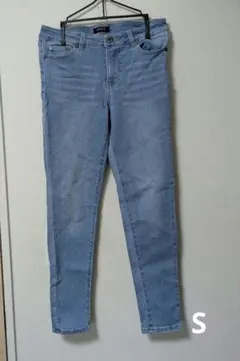 SUREVE デニム ストレッチ　スキニーパンツ