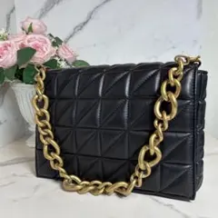 ZARA（ザラ）　キルティング ゴールドチェーンショルダーバッグ