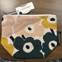 [4時間限定タイムセール] マリメッコ　marimekko ポーチ