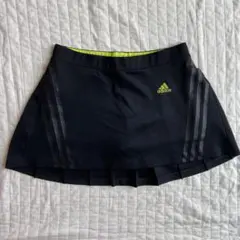 adidas ブラック プリーツスカート インナー付き　スコート　M