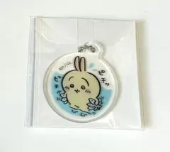 ちいかわ　うさぎ　アクリルキーホルダー