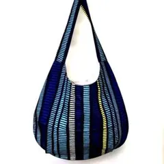 ハンドメイド　ワンショルダー　ショルダーバッグ　カラフルな青黄白色のストライプ