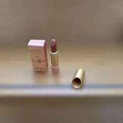 NINA RICCI ルージュ ア レーヴル リップスティックのサムネイル