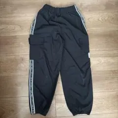 140サイズ　KAEPA ズボン　パンツ サイドストライプ　ポリエステル