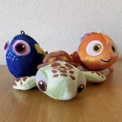 ディズニー　ニモ・ドリー・スクワート　ぬいぐるみ