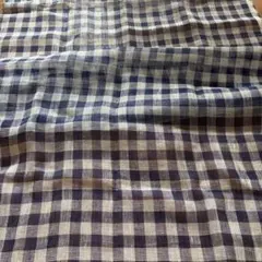 ネイビーとホワイト リネン生地 ギンガムチェック