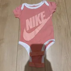 NIKE ロンパース 0-6M ピンク