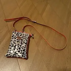 クールカレアン　インポートCARAMELO ヒョウ柄 スマホショルダーバッグ