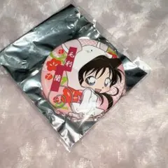 鬼滅の刃 バレンタイン描き下ろしハート形 缶バッジ 栗花落カナヲ