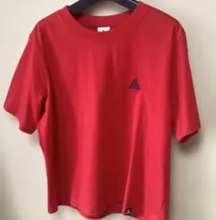 NIKE ACG Tシャツ レッド Mサイズ/レディースのサムネイル