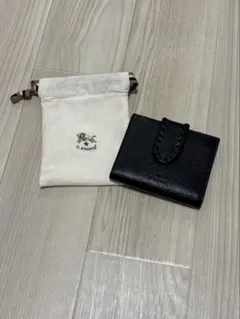 IL BISONTE イルビゾンテ二つ折り財布 La Fiaba ブラック